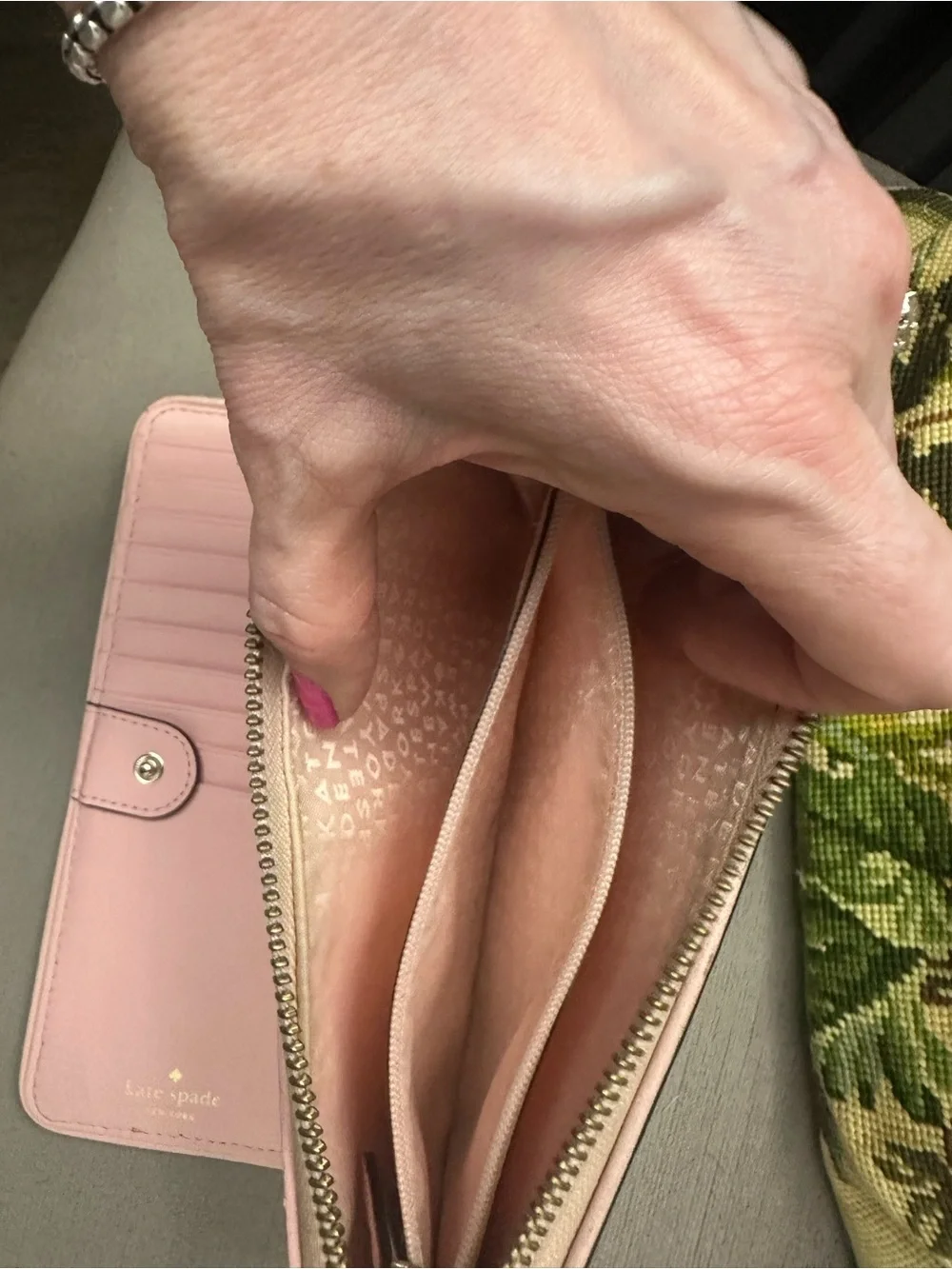Kate Spade New York Blush Pink Pebbled Leather Zip Around Wallet WristletClassic